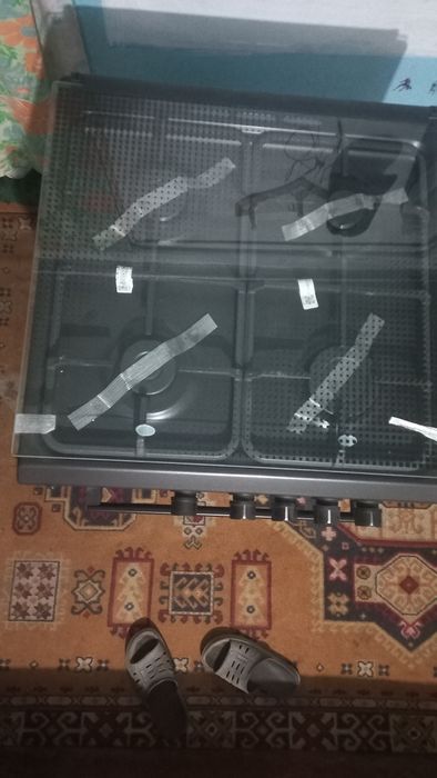 Продаётся газовая плита artel