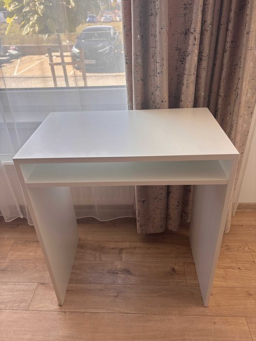 Ikea birou TORALD si scaun ÖSTANÖ ca noi
