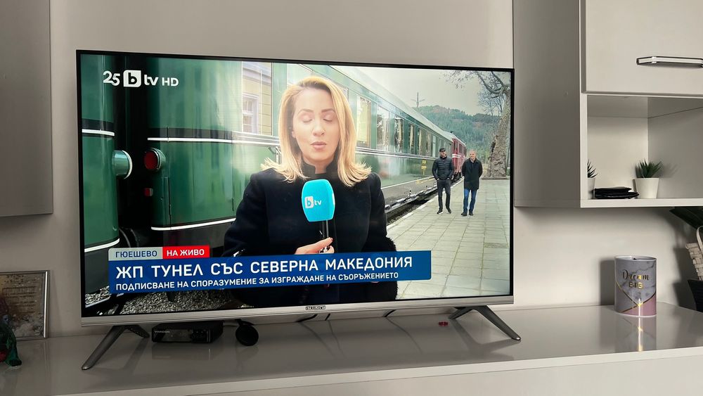 Smart Телевизор LED Star-Light, 42" (107 см), 42DM5500, Full HD