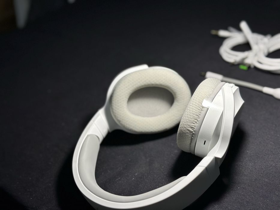 Razer Barracuda X Mercury Wireless