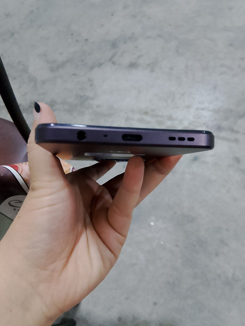 OPPO A3 X XOTIRA 128 holati yaxwi karobka dagumet kelishiladi puli