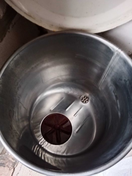 Продам стиральную машину