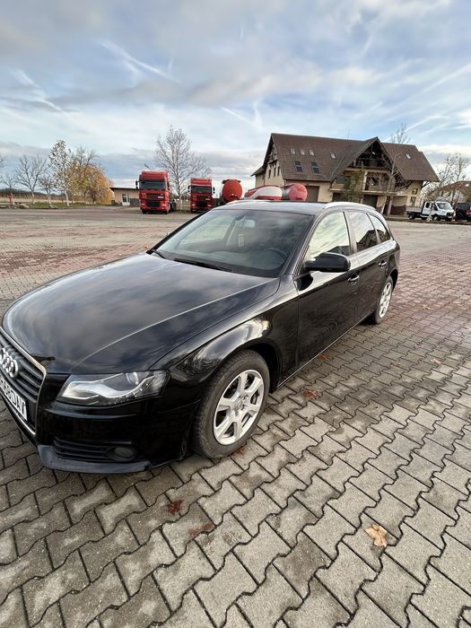 Audi A4 B8 • 2010 • 2.0 TDI • 143 CP • Acte la zi • carVertical