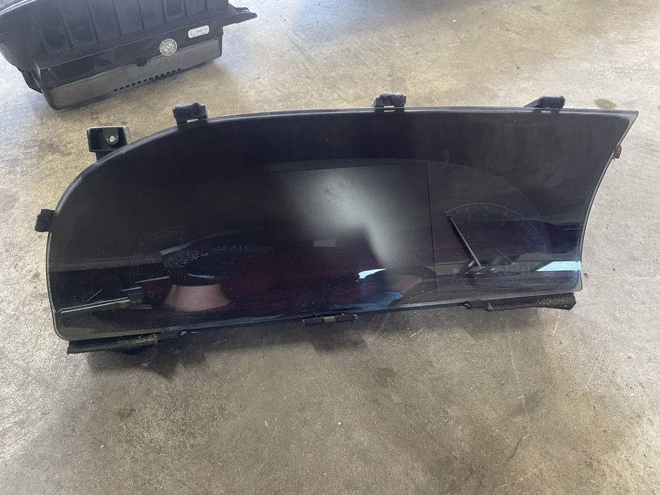 Ceasuri bord kilometraj / navigație Mercedes w221 s class Europa