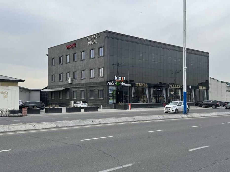 Сдается помещение на 3 этаже площадью 800 кв.м