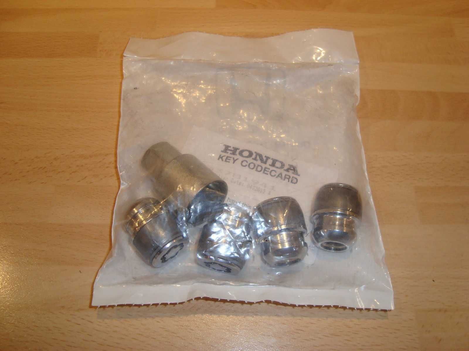 Секретни гайки оригинални Хонда OEM Honda locking nuts