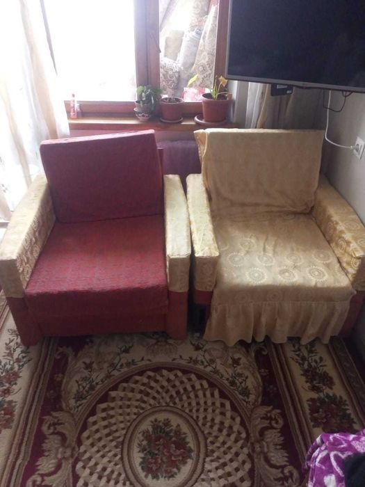 Кресло 2шт. даром