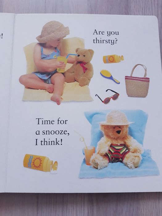 Книжка за деца на английски език с плюшени мечета