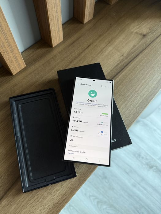 Samsung Galaxy S24 Ultra - Ca Nou