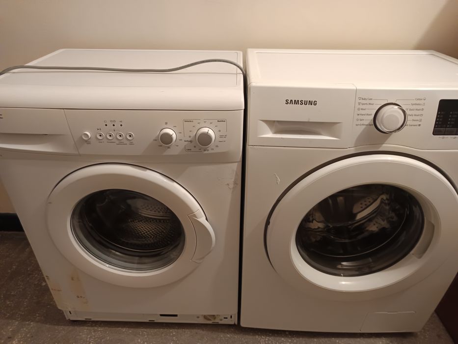 Vând două mașini de spalat