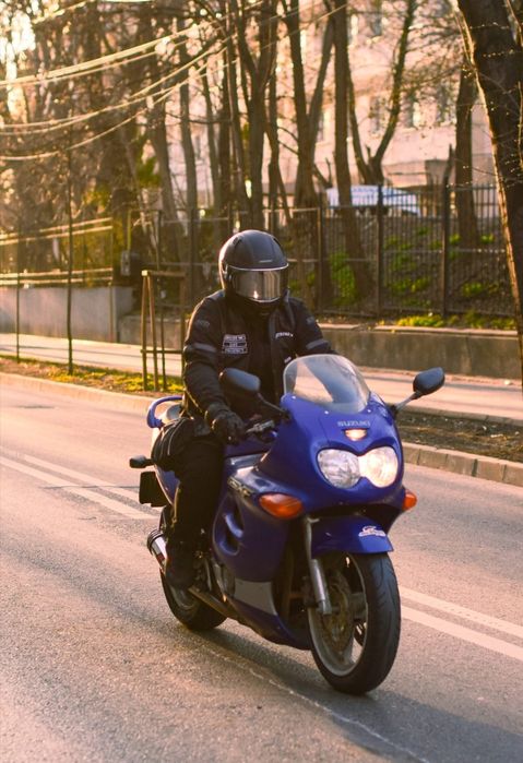 Suzuki katana GSX600F