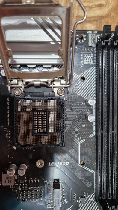 Vand Placa de baza socket 1200 chipset Z590 pt Gen 10/11 la 500lei