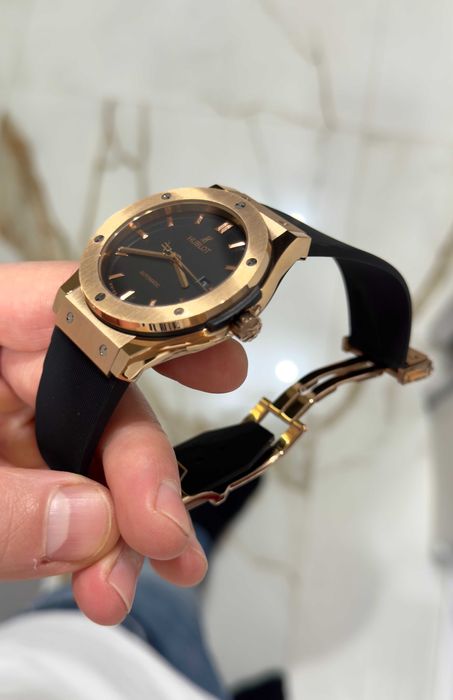 hb classic fusion 42mm злато/каучук