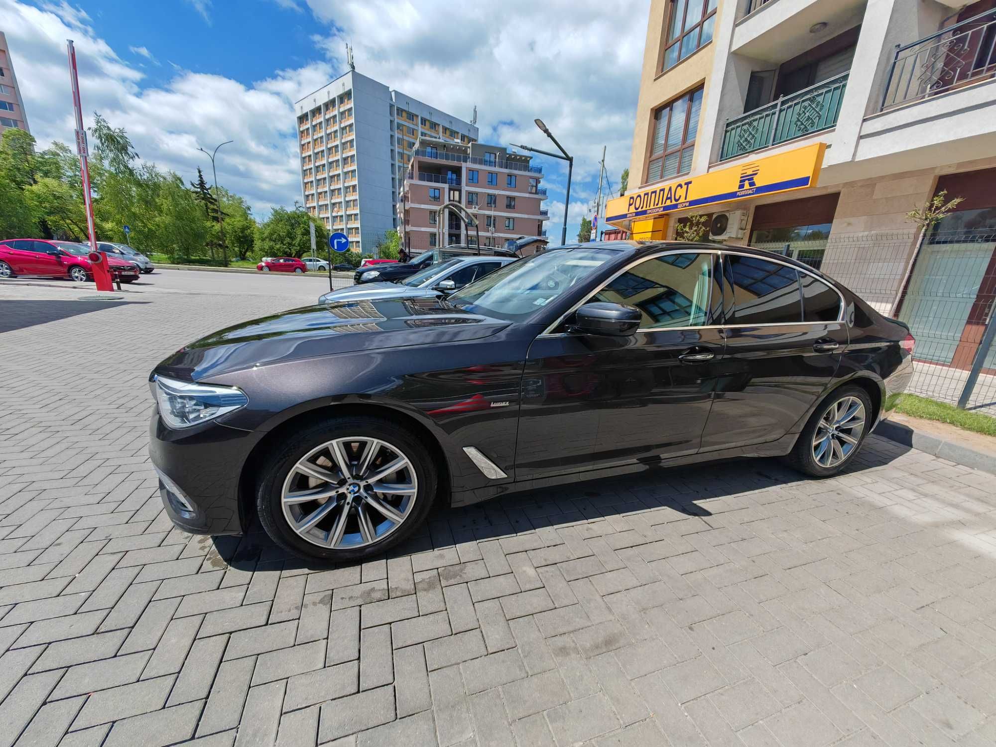 Bmw G30 части - Предна броня, задна броня, прагове