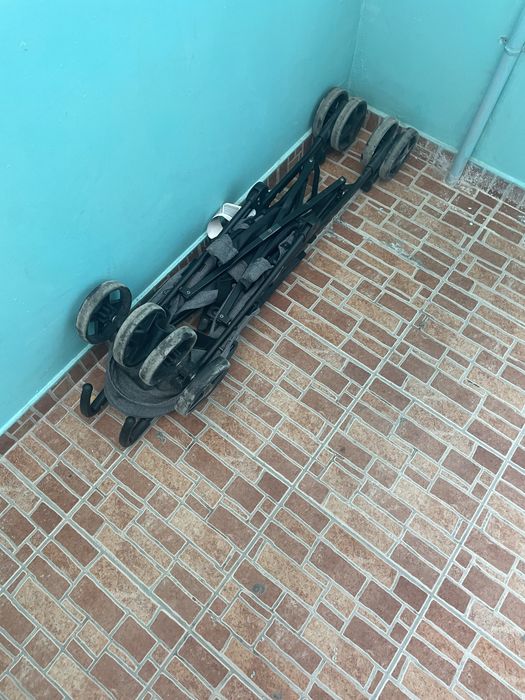 Коляска прогулочная