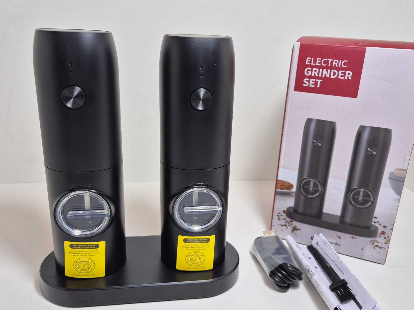 Set Râșnițe Electrice Sare și Piper Reîncărcabile Design Modern LED