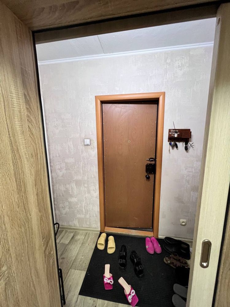 Продам трехкомнатную квартиру