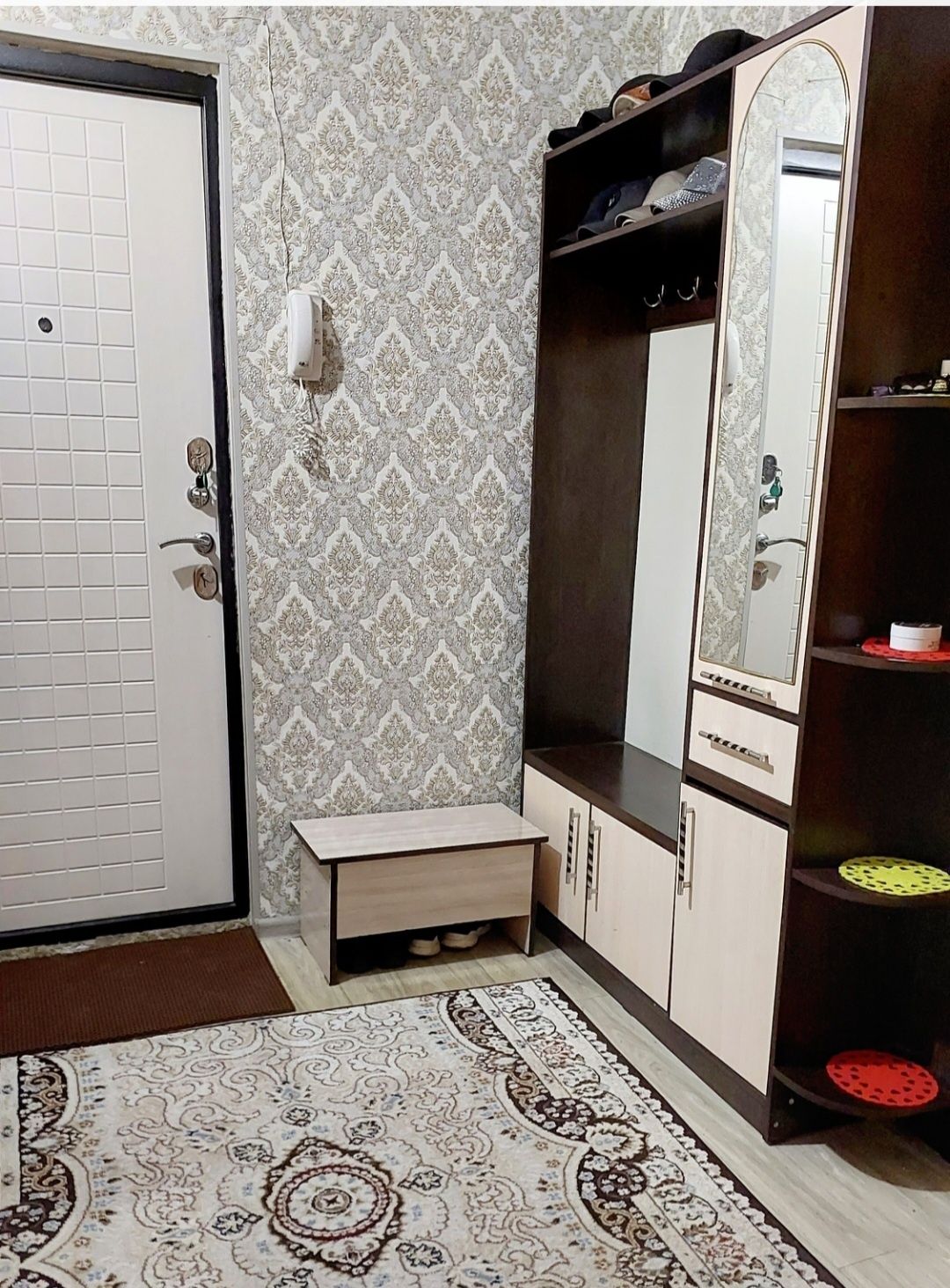 Прихожая, состояние хорошее