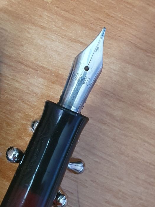 uhu primus k51 stilou