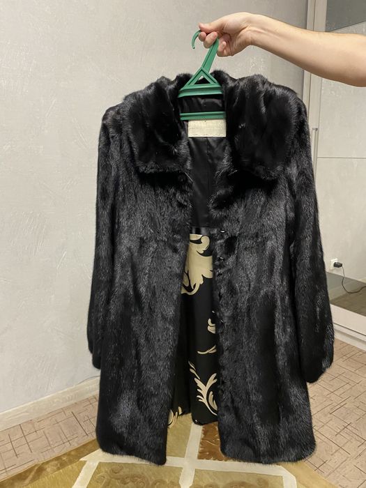 Продам норковую шубу , рассклешенная