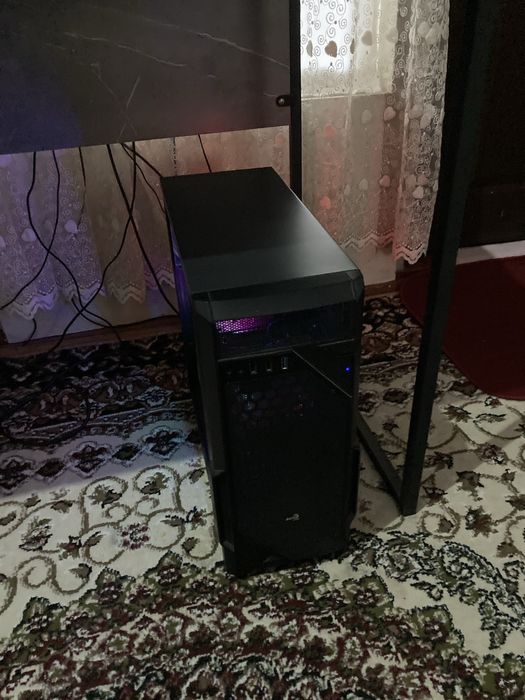 Srochno sotiladi kompyuter