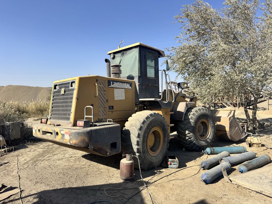 Pagruzchik tez va arzon sotiladi xcmg LV 500