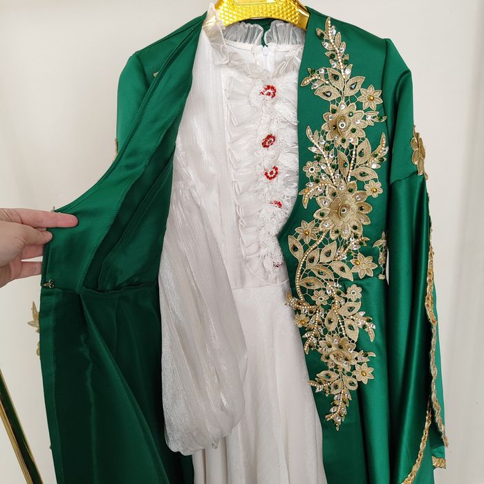 Национальный чупан для невесты