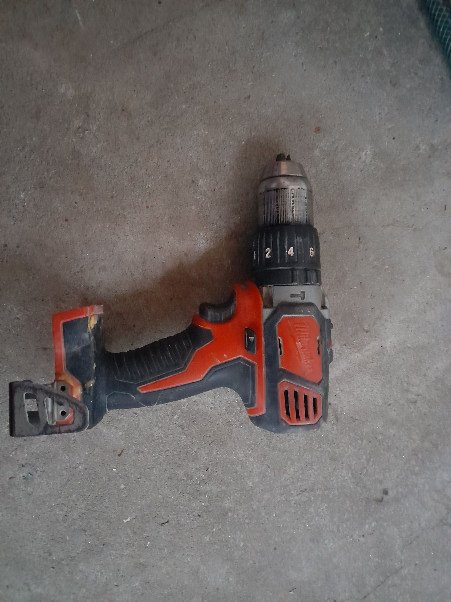 Винтоверт Milwaukee M18 BPD