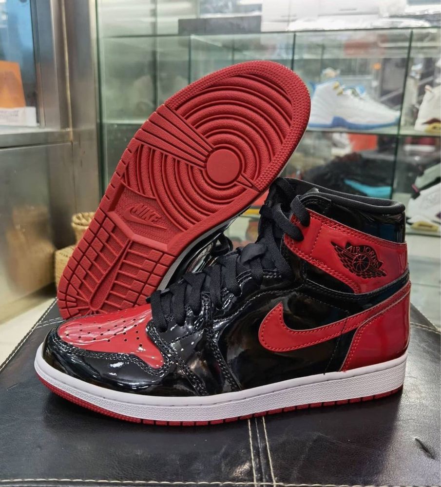 Air Jordan 1 Retro High OG Bred Patent