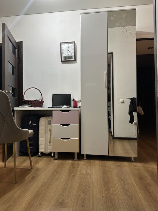 Продается шкаф стол камод