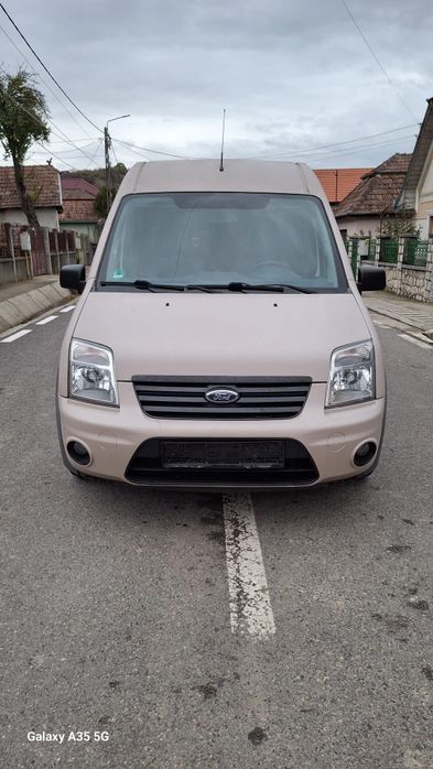 Ford Tourneo Connect Motor 1.8 diesel 110 cp an 2010 luna 11