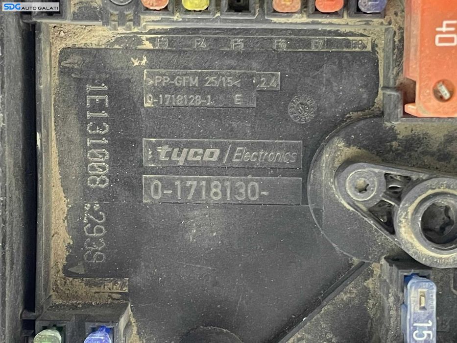 Unitate Calculator Panou Tablou Relee Sigurante Volkswagen Golf 5 Plus 2004 - 2008 Cod 1K0937125A 0-1718130-1 [L2988]