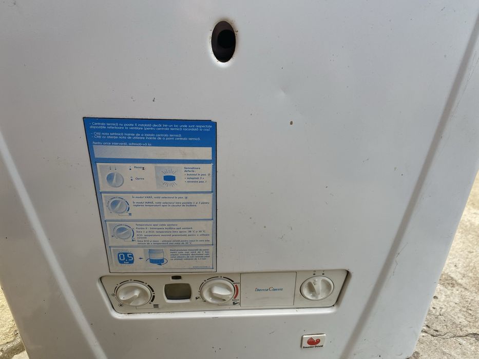 Centrală termică-Saunier Duval+termostat în stare de funcționare
