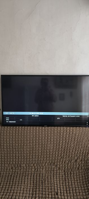 телевизор Vista 43  в отличном состоянии рабочтй и редми нот 4 на запч