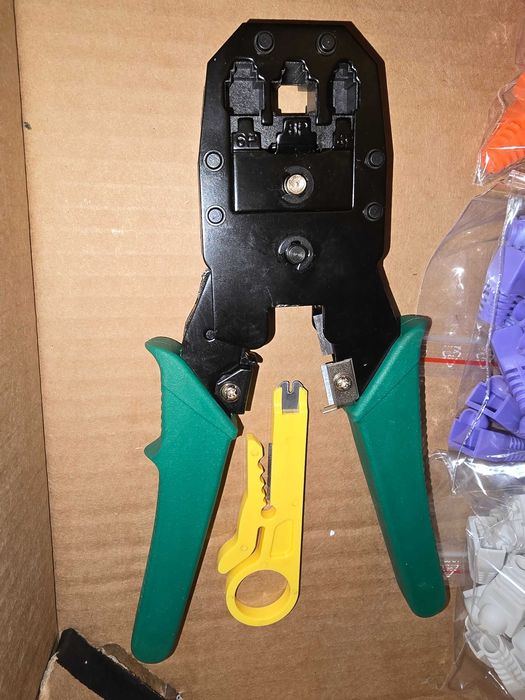 Cleste profesional de sertizat mufe RJ45 pass-through + 50 mufe pass