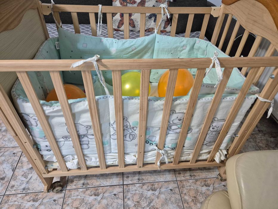 Patuț bebe din lemn