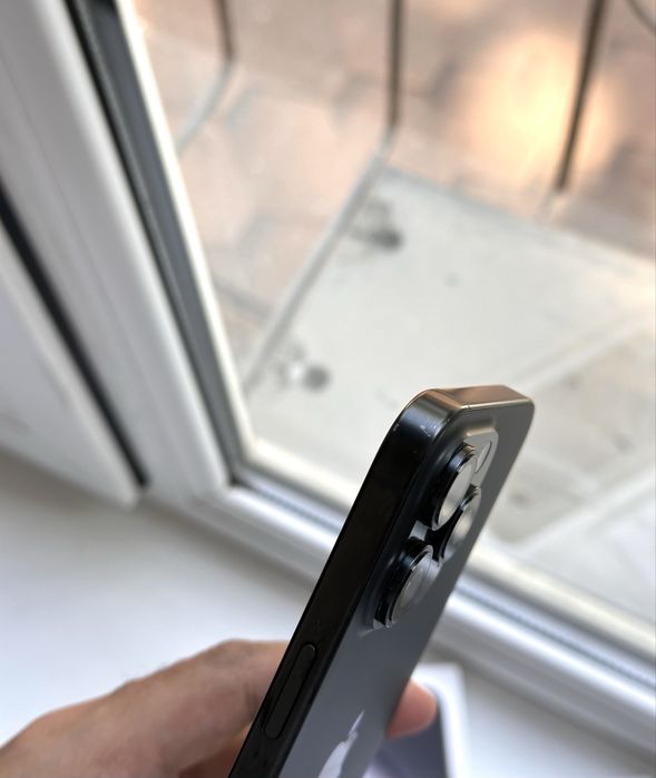 16 Pro Max 256GB Black Titanium 95% Sim