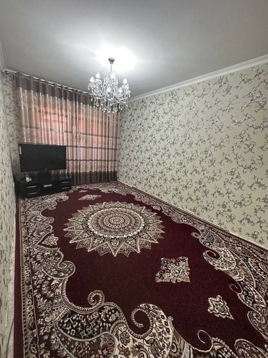 Продаётся 4-комнатная квартира на Юнусабаде.