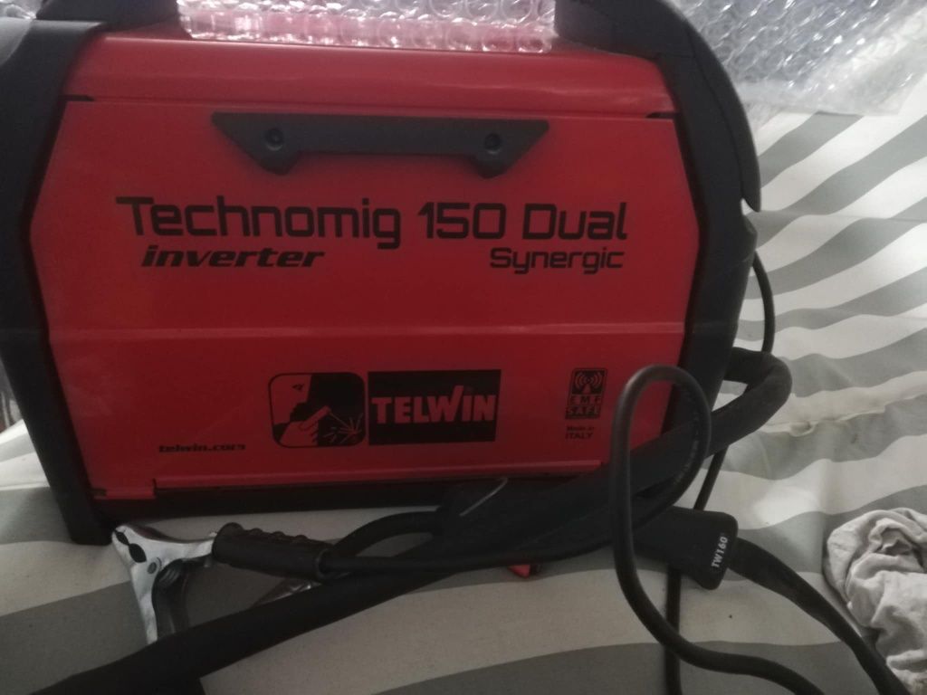 Заваръчен апарат Telwin TECHNOMIG 150 DUAL SYNERGIC MIG-MAG 150 A, 230