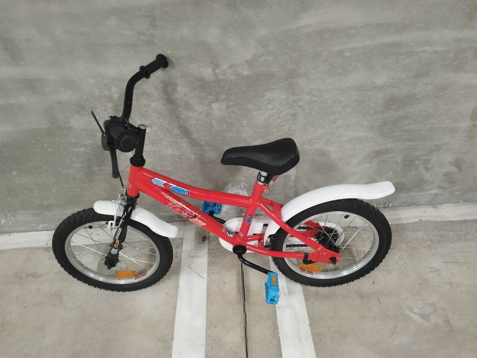 Детско колело Disney Cars 4-7 години с помощни колела