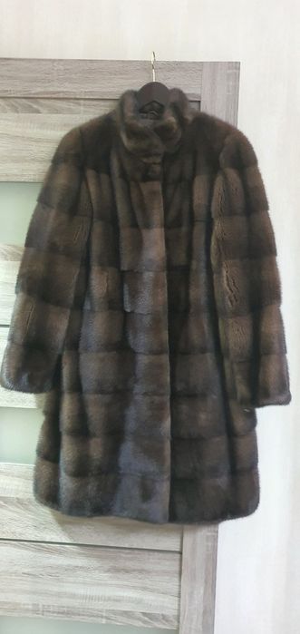 Шуба норковая продам