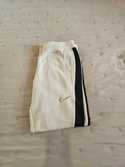 NIKE спортно долнище