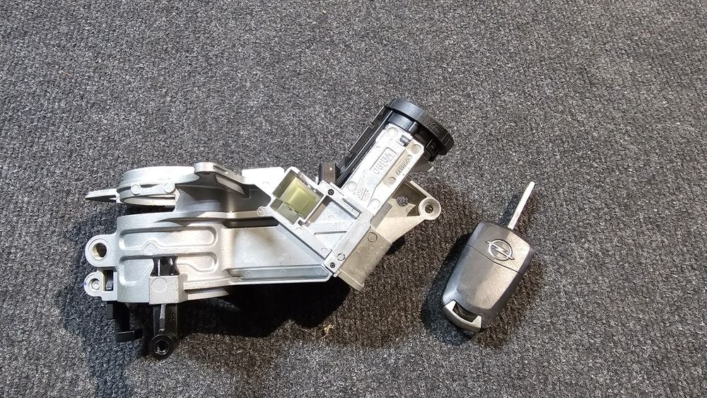 Contact Opel Astra H