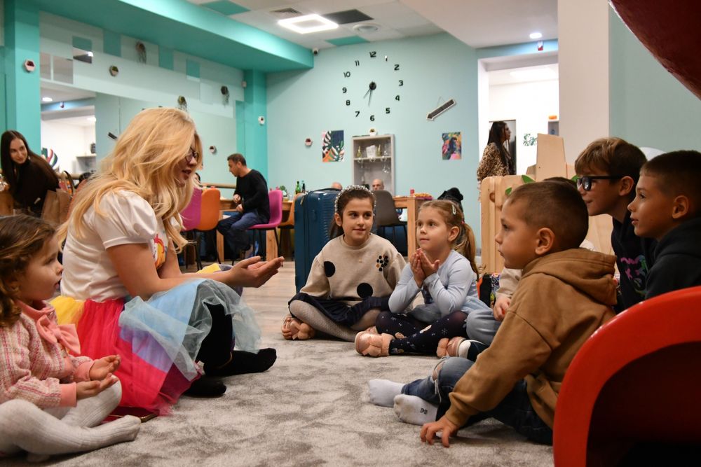 ГОЛЯМА забава | Аниматори | Украса | Фотограф