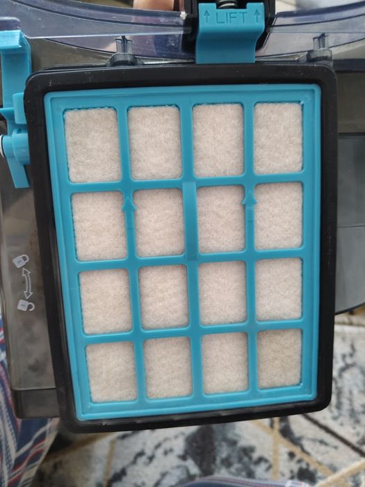 Продам пылесос DEXP в отличном состоянии