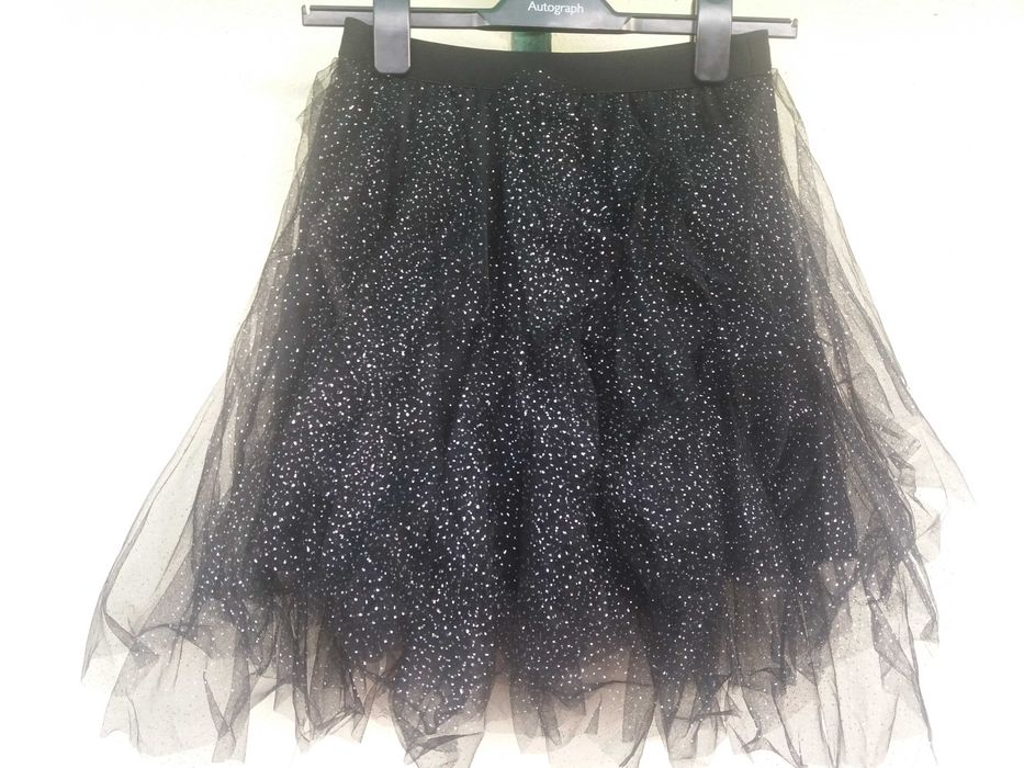 Fustă diafana, super cool, neagră cu accente argintii