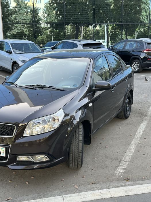 Продается своя nexia 3 AT