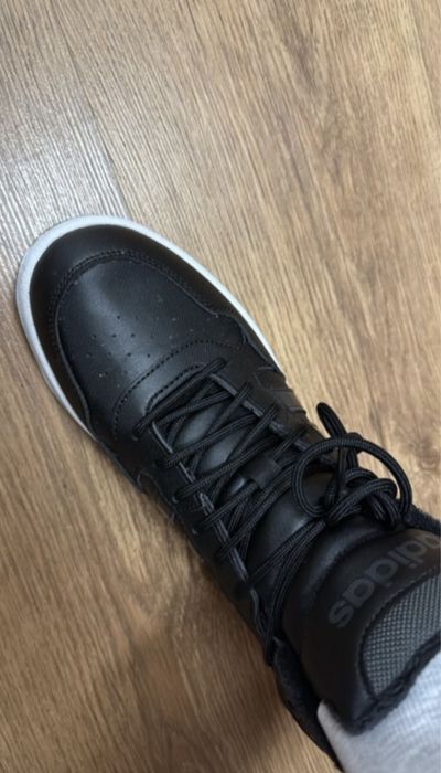 Продам кеды Adidas