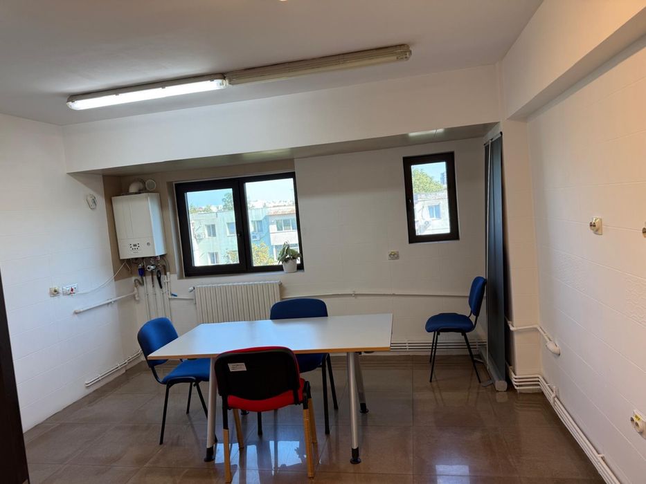 spatiu comercial birou  de inchiriat