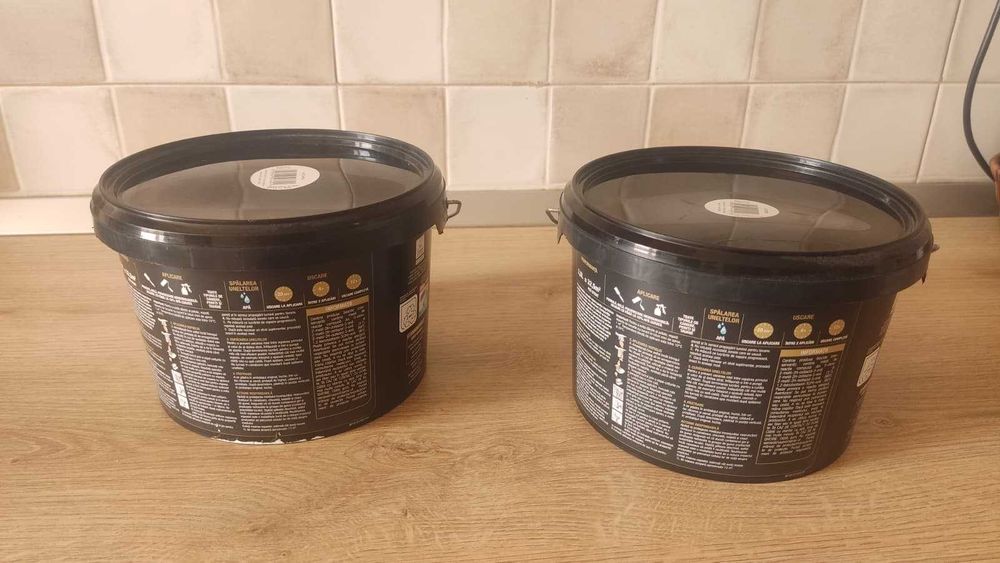 Vopsea lavabila colorata